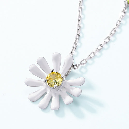 925 Sterling Silver Little Daisy Necklace