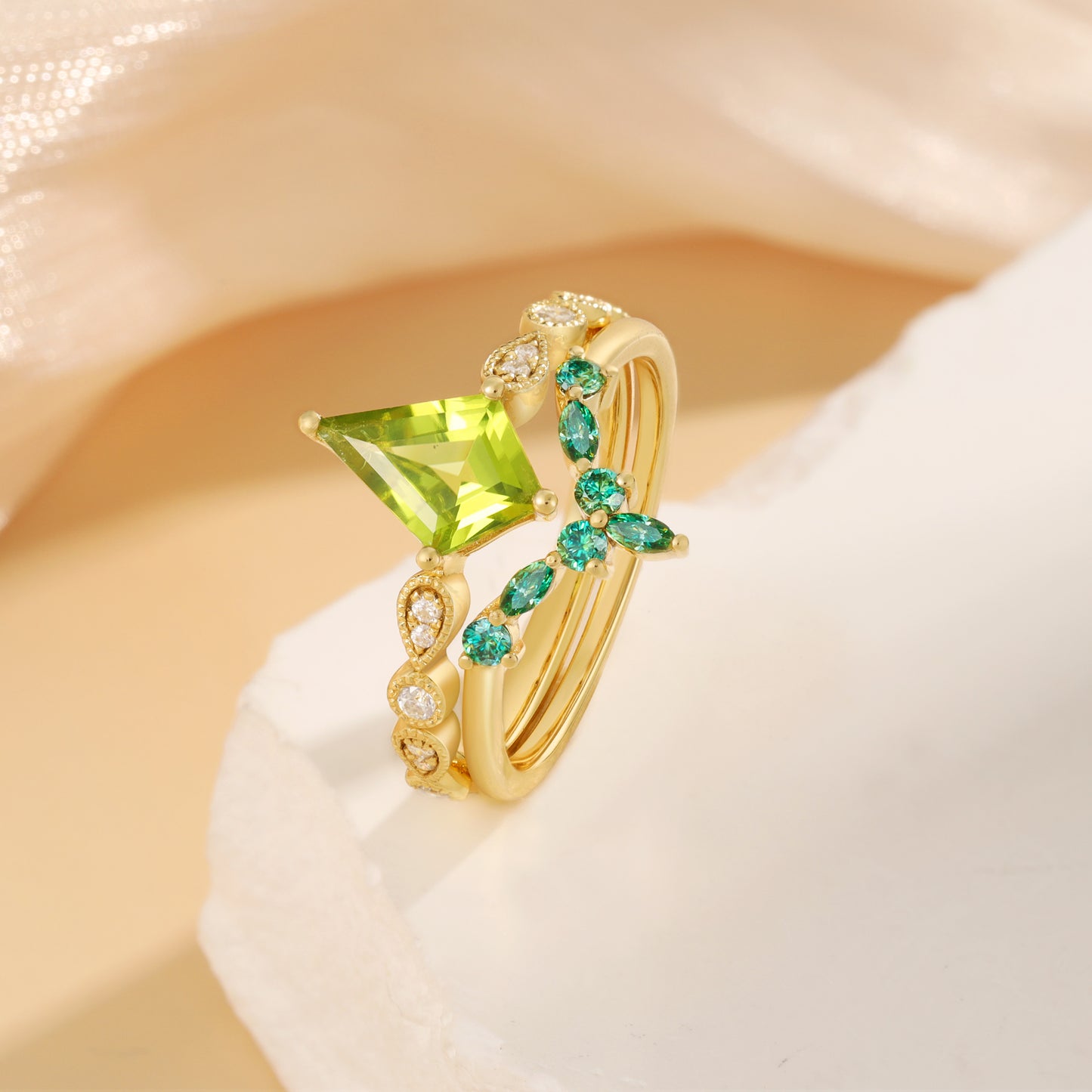 K Gold Natural Peridot Ring