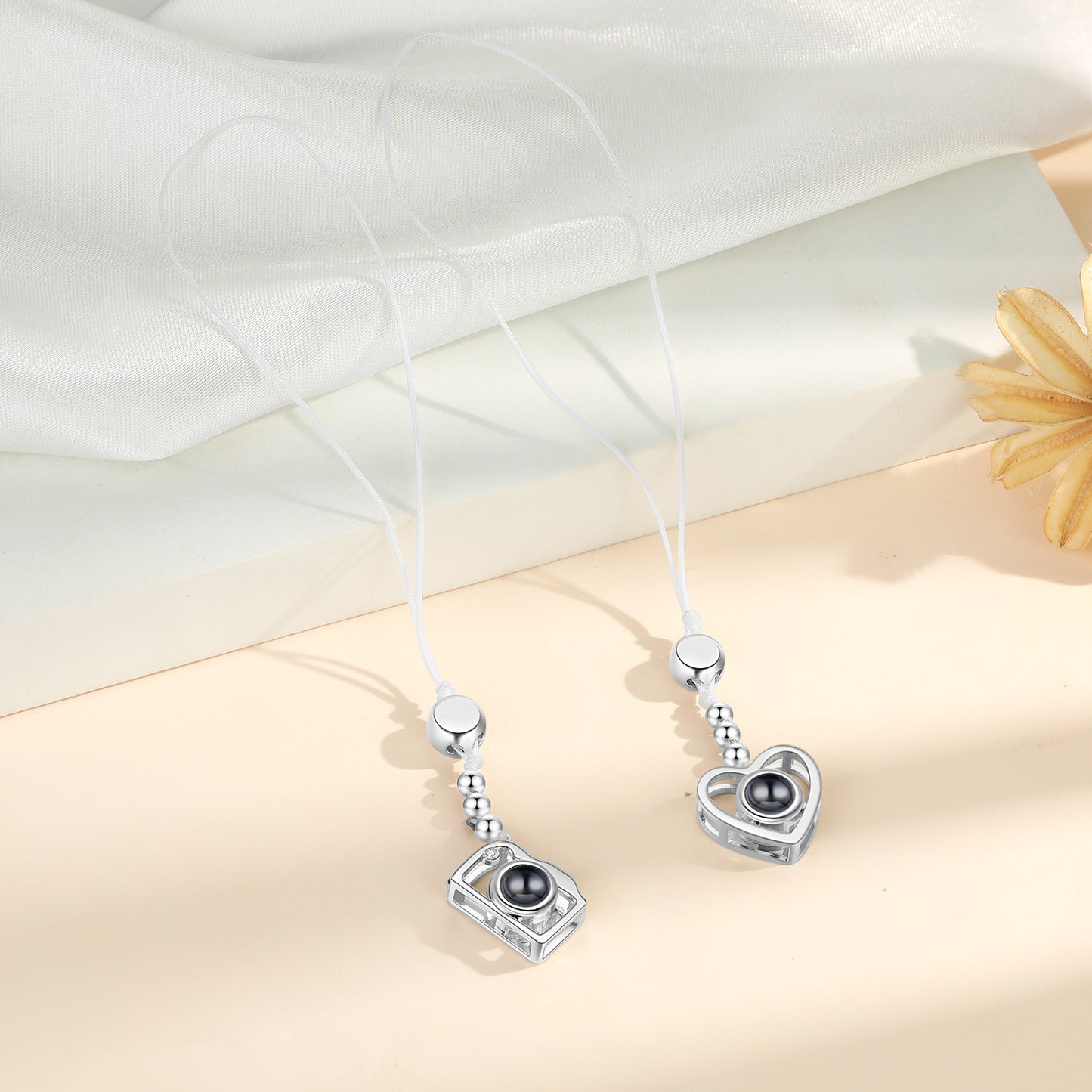 Custom Photo Phone lanyard projection