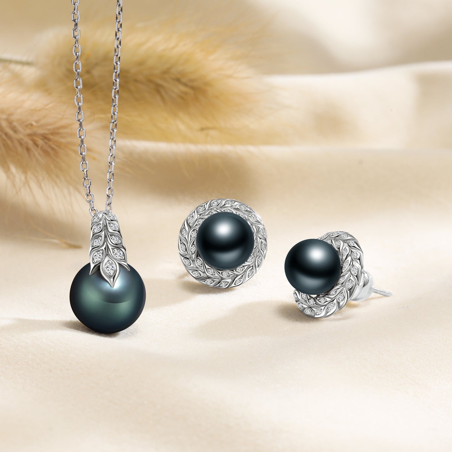 925 Sterling Silver Black Pearl Necklace