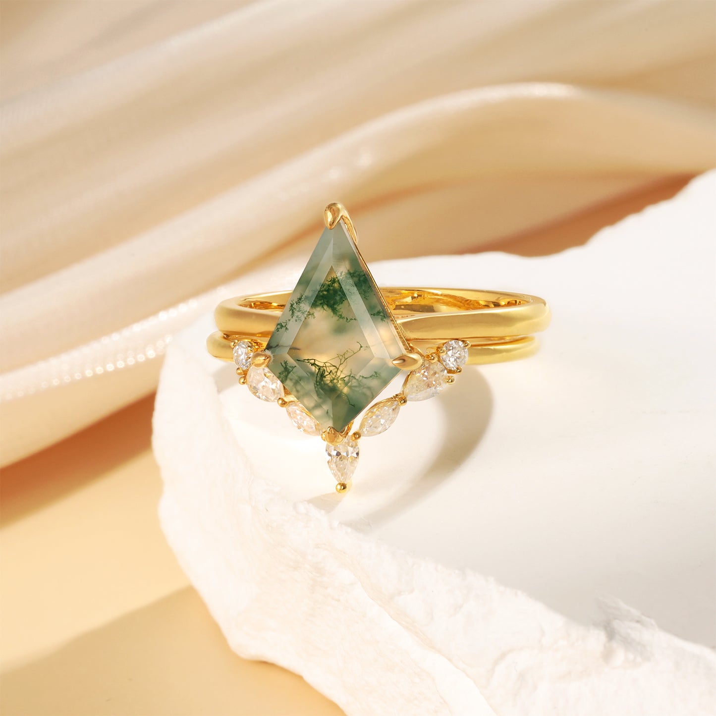 K Gold Natural Moss Agate Ring