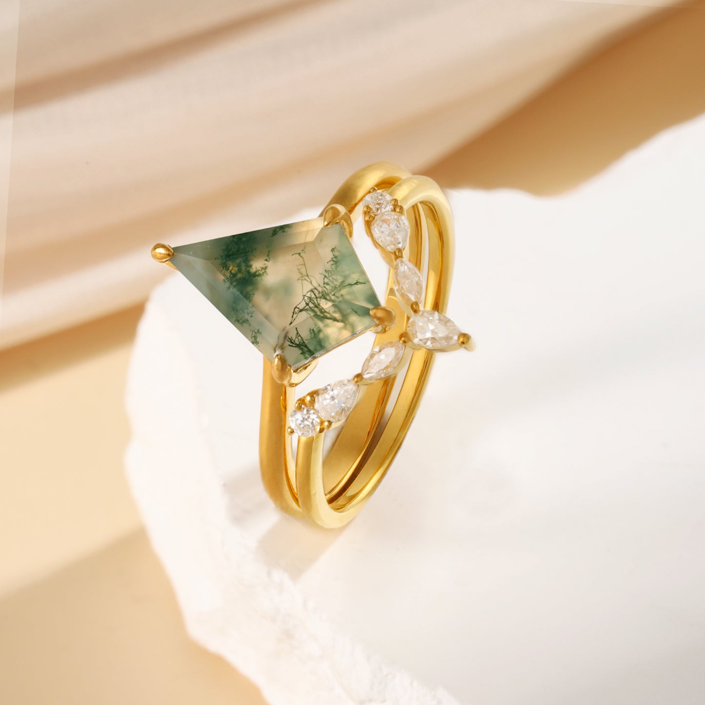 K Gold Natural Moss Agate Ring