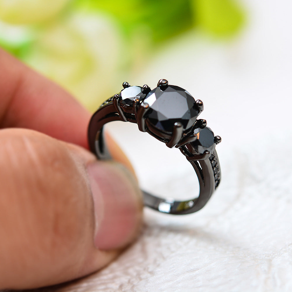 Black Onyx Round Cut Black Gold Ring